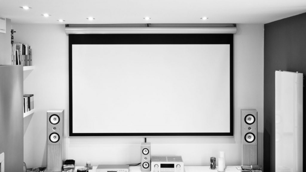 How To Hang Projector Screen? 3 Basic Methods